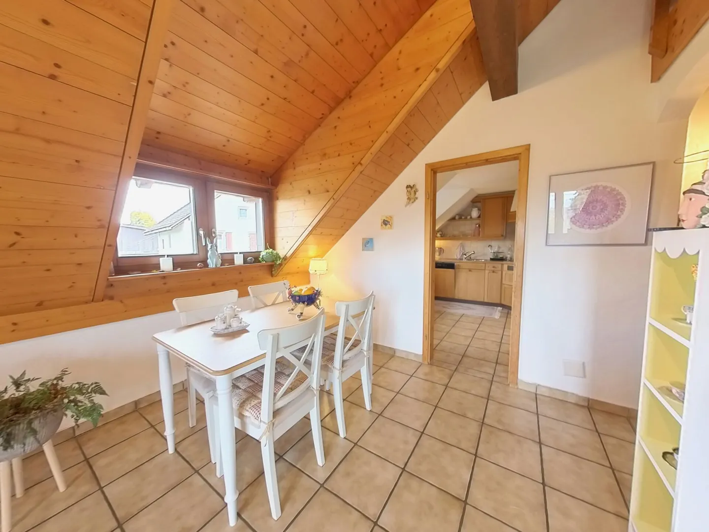 Appartement 3½ pièces avec galerie - Photo 3 sur 15