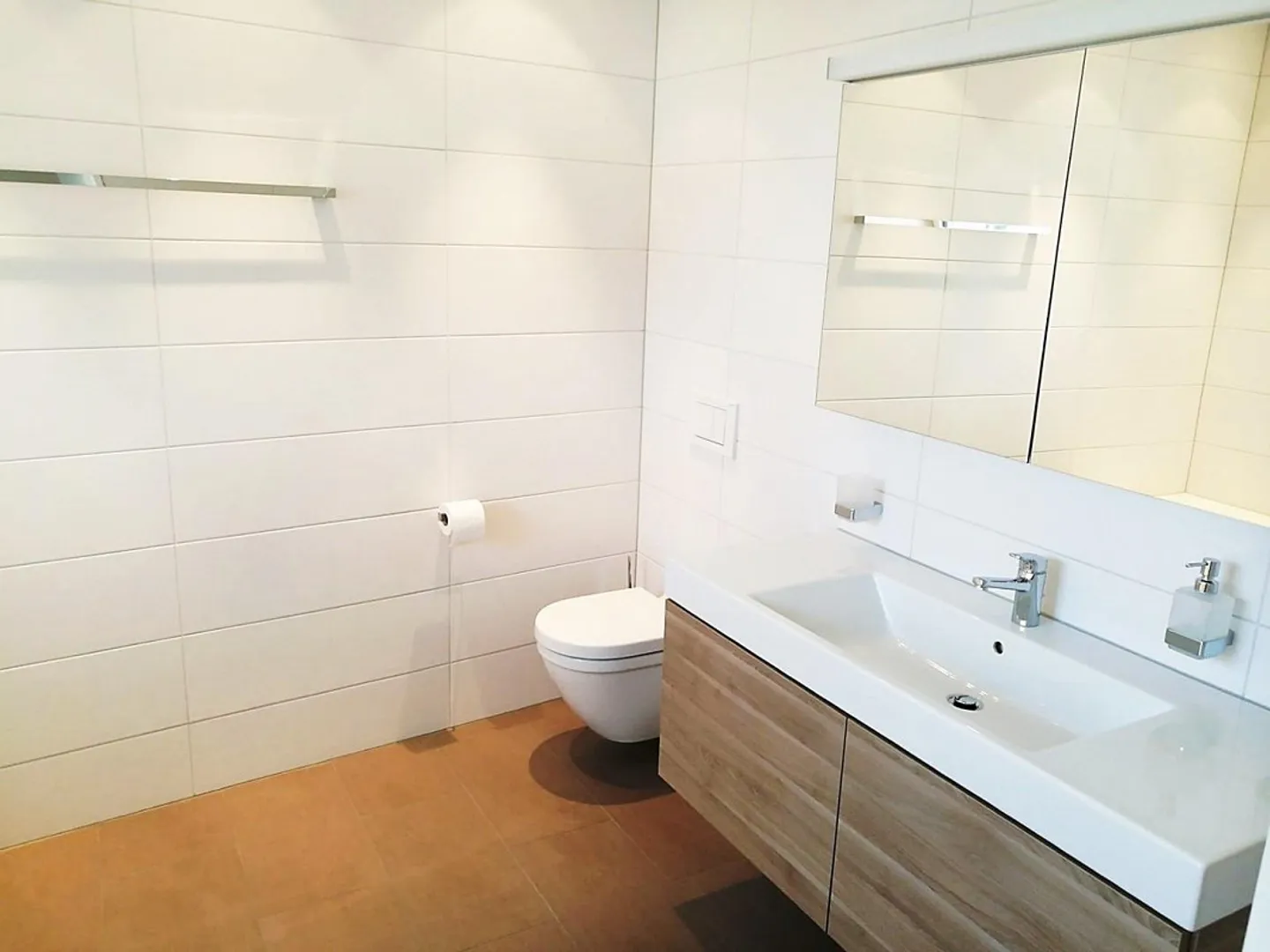 Design incontra la natura: giardino d'inverno con panorama montano - Foto 9 di 20