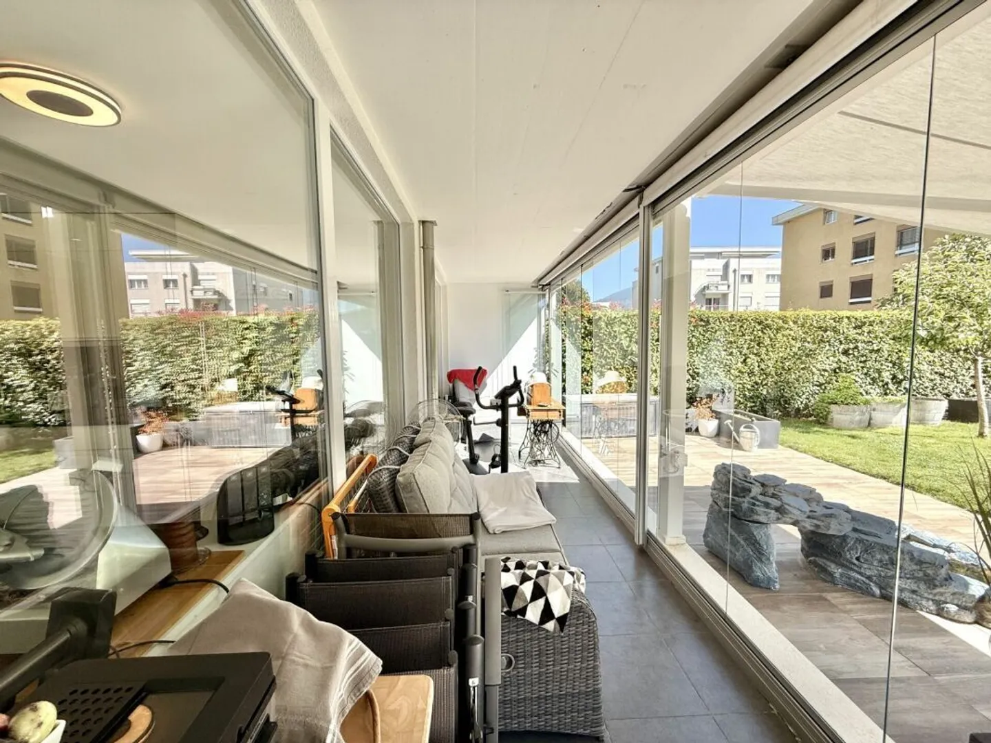 Ground Floor Apartment in the Center of Conthey - Photo 24 of 30