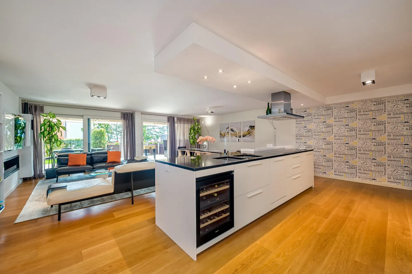 KOMFORTABLE WOHNUNG MIT PRIVATEM GARTEN IN MELIDE - Foto 7 von 10