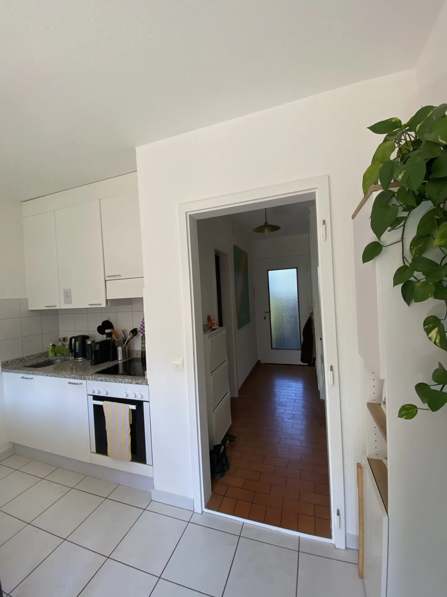 Appartement Confortable Près de l'Autoroute - Photo 3 sur 4