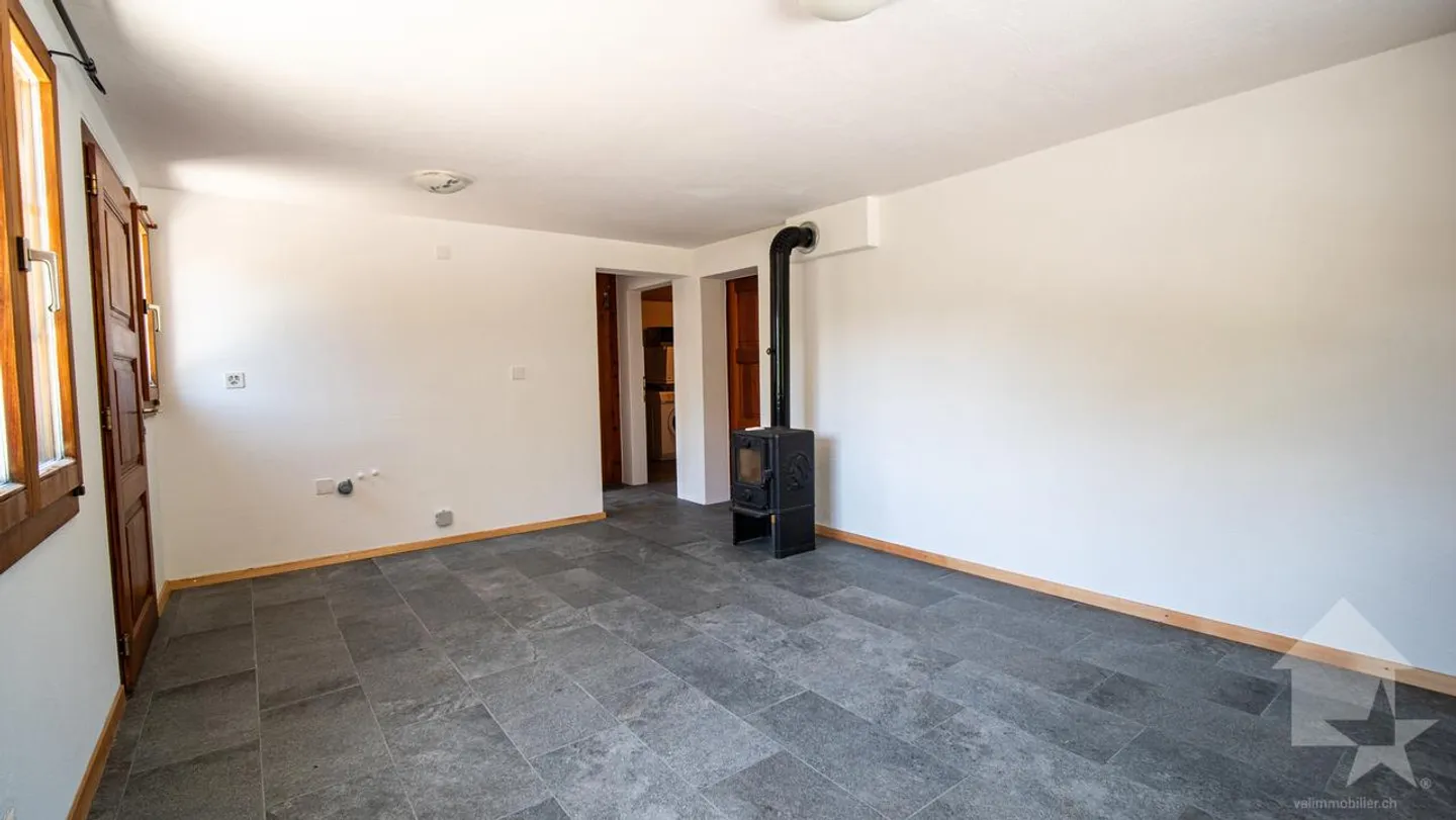 Adorable chalet with splendid view of the valley floor - Photo 13 of 30