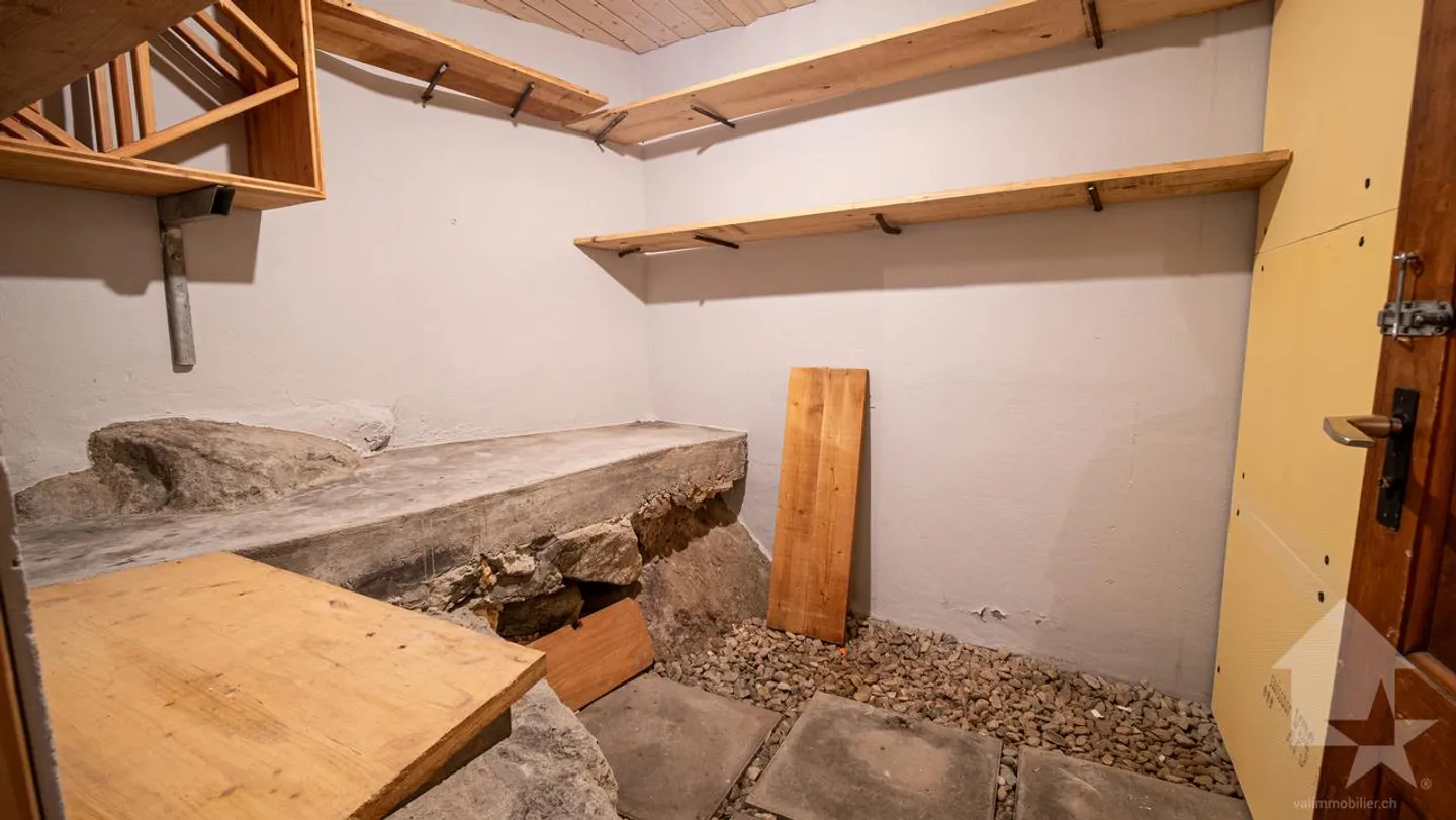 Adorable chalet with splendid view of the valley floor - Photo 21 of 30