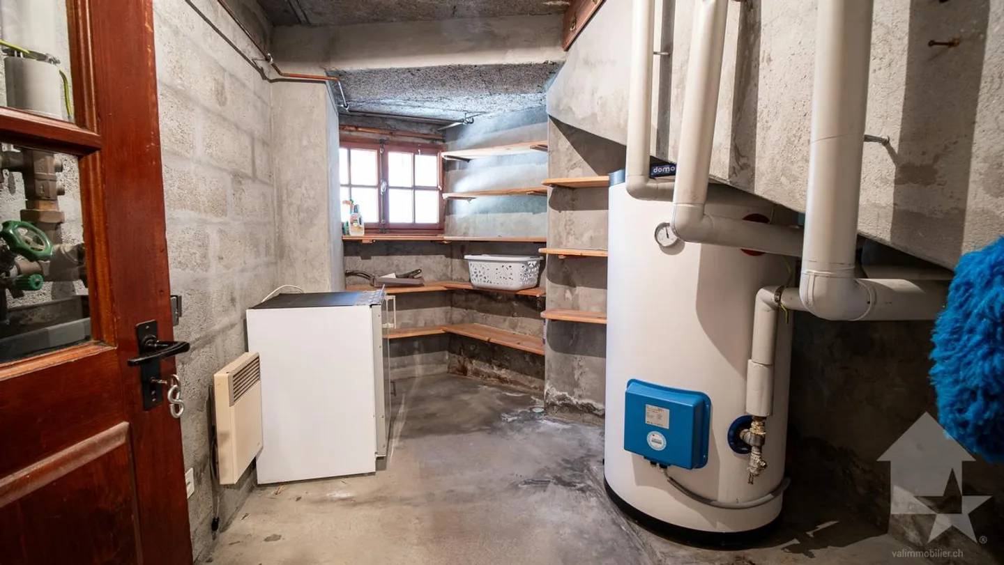 Adorable chalet with splendid view of the valley floor - Photo 22 of 30