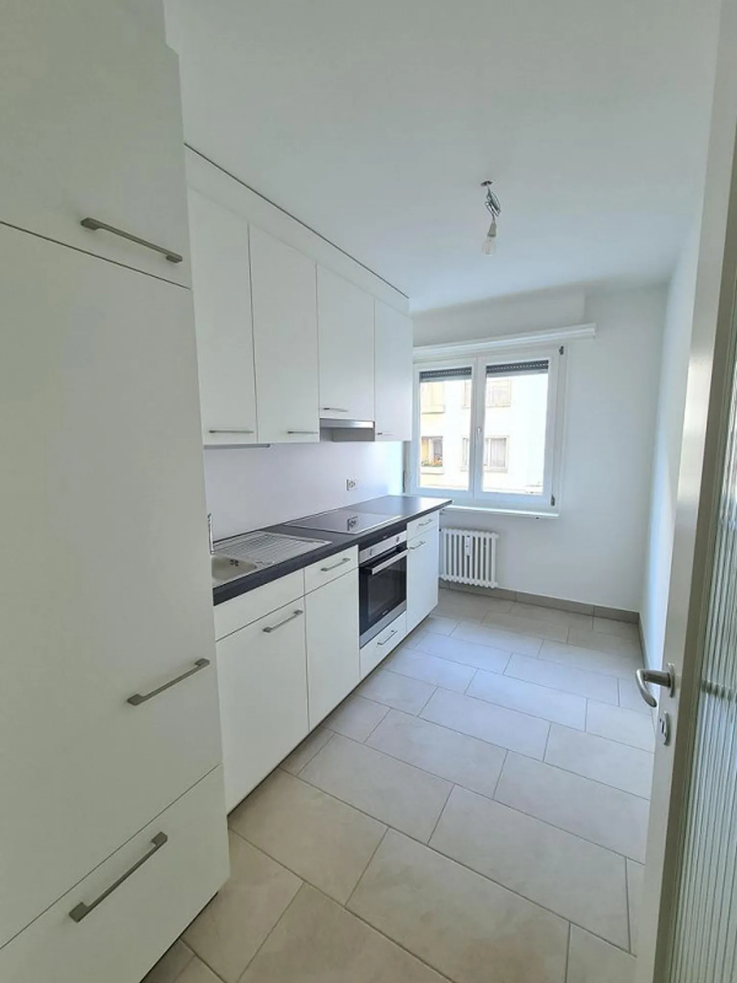 Appartamento luminoso nella migliore posizione! - Foto 3 di 8