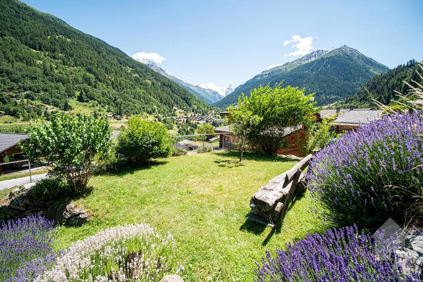 Adorable chalet with splendid view of the valley floor - Photo 28 of 30