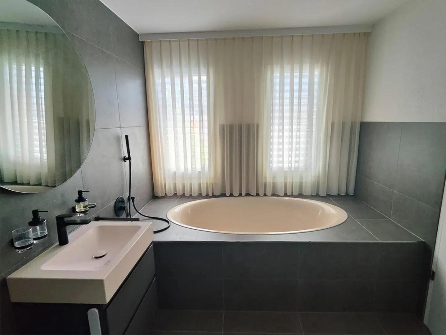 Zentral gelegenes Studio für Nichtraucher - Foto 2 von 4