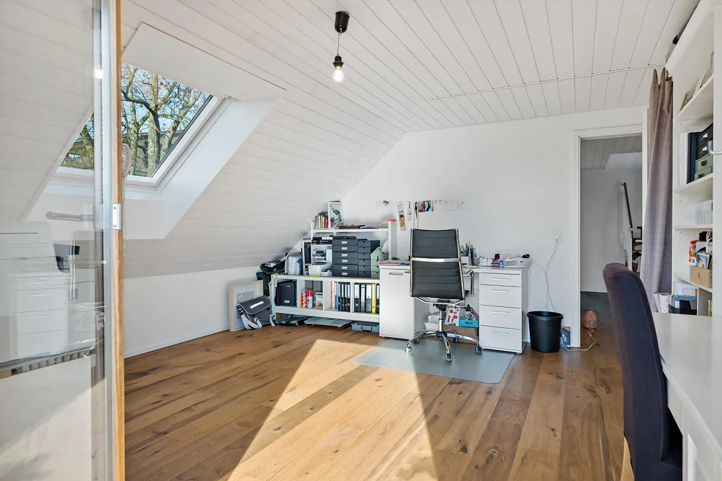 Your home on the sunny side of life - Photo 6 of 11