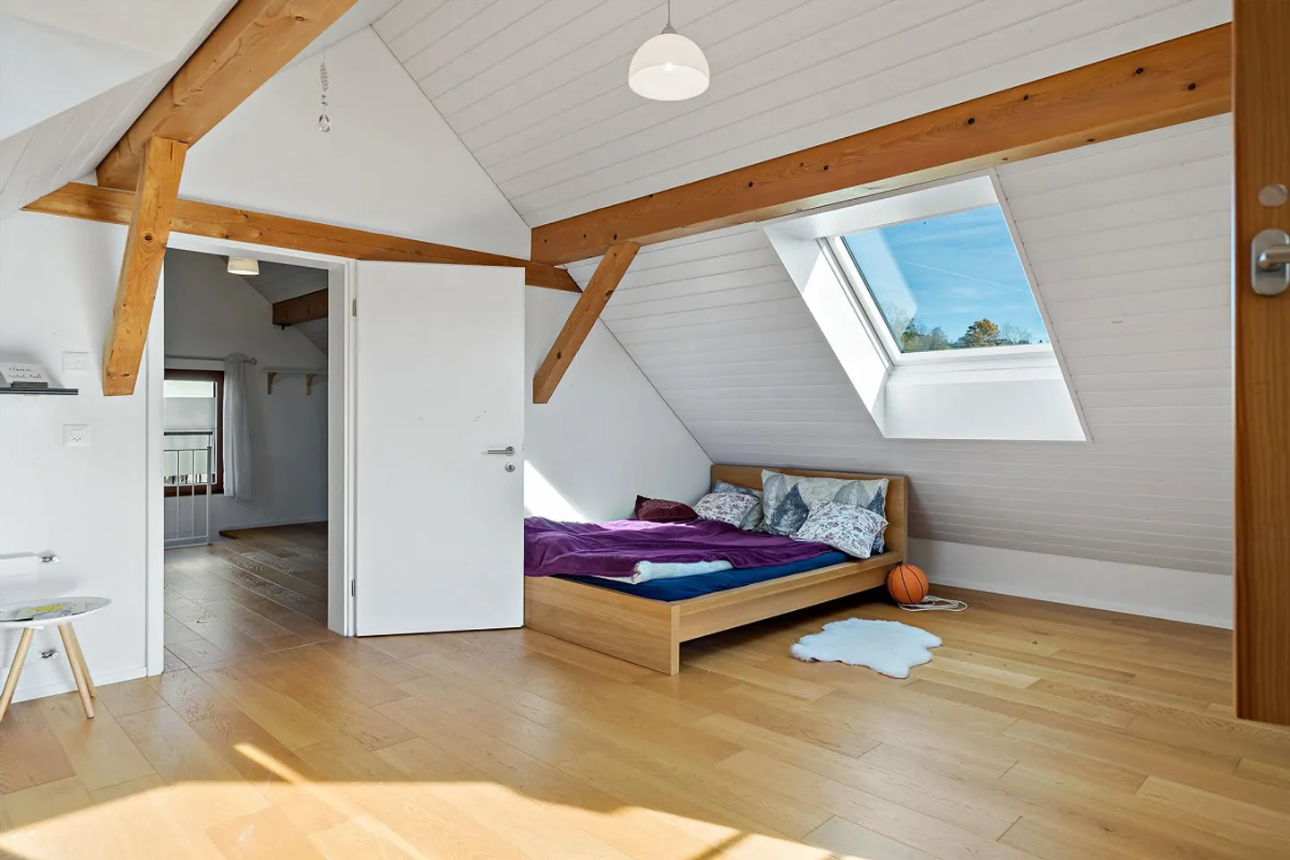 Your home on the sunny side of life - Photo 9 of 11