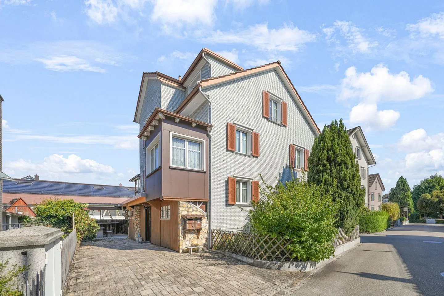 Vielseitiges Familienhaus in Flawil - Foto 23 von 27