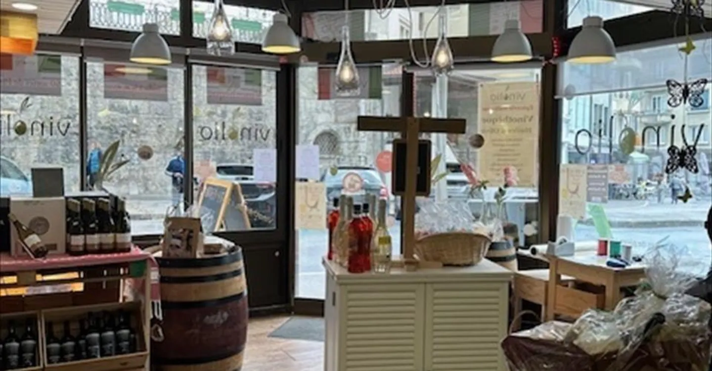 Mischgenutztes Gebäude mieten - Foto 4 von 4