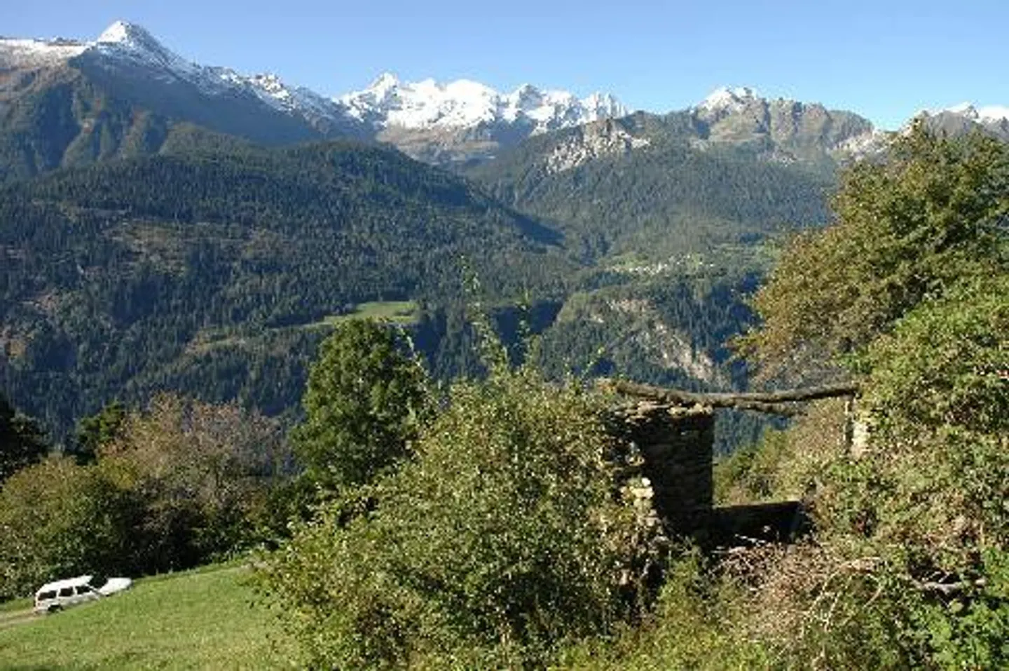 Proprietà rustica in posizione soleggiata - Foto 3 di 4