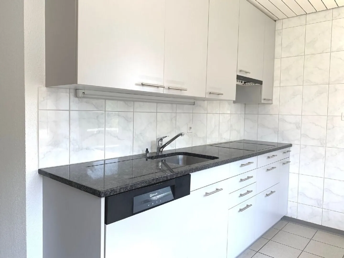Spacious Family Apartment - Photo 1 of 11