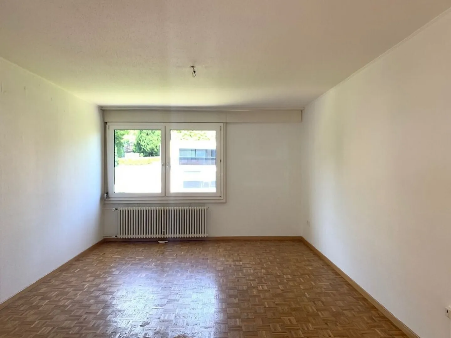 Spacious Family Apartment - Photo 5 of 11