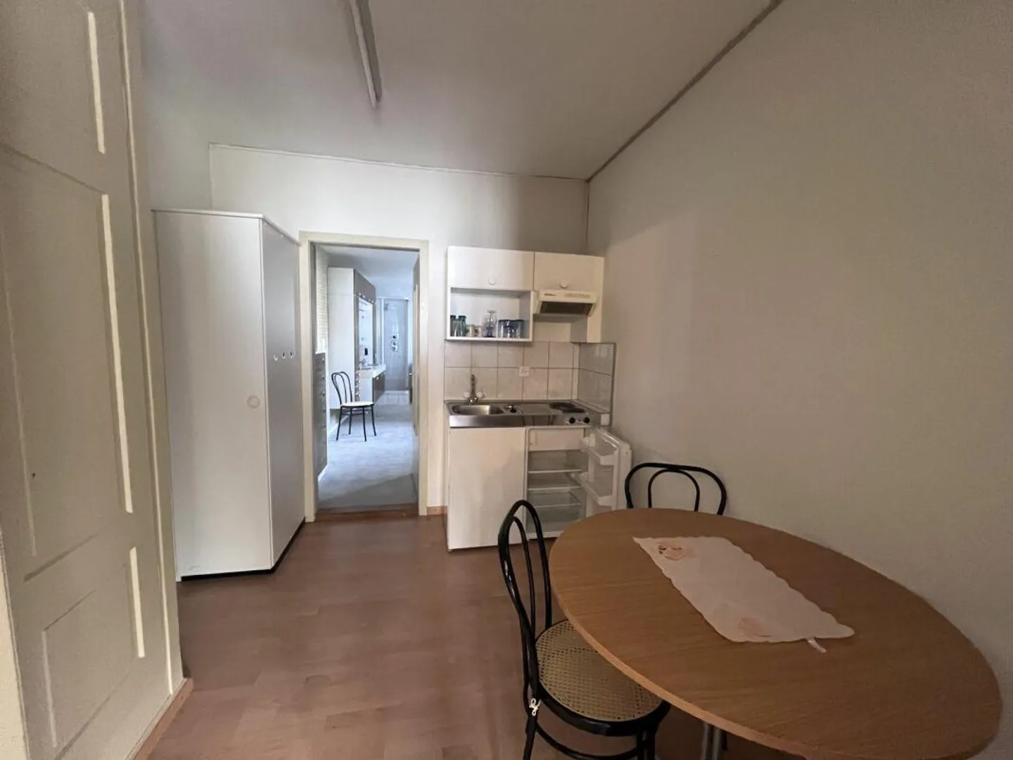 Appartamento Piccolo Pratico con Potenziale - Foto 4 di 6