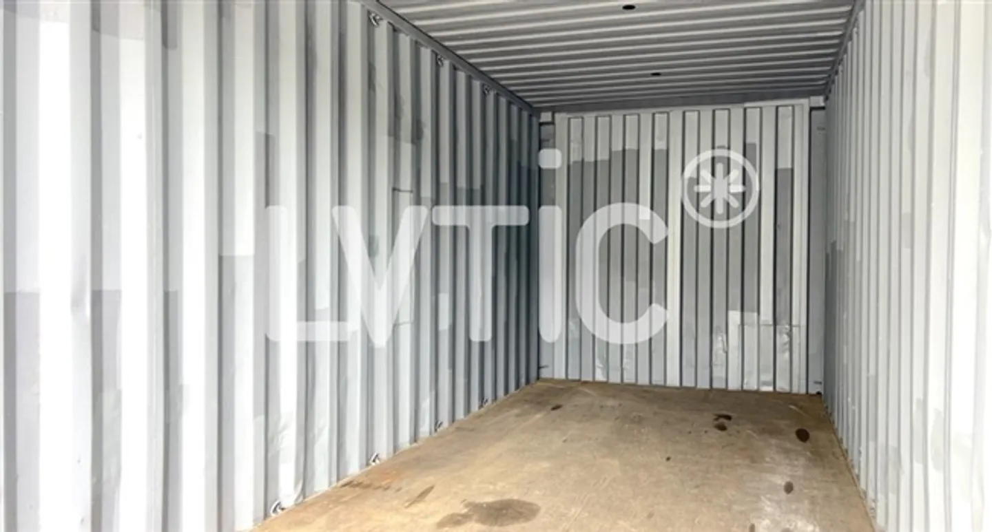 Deposito - Foto 1 di 6