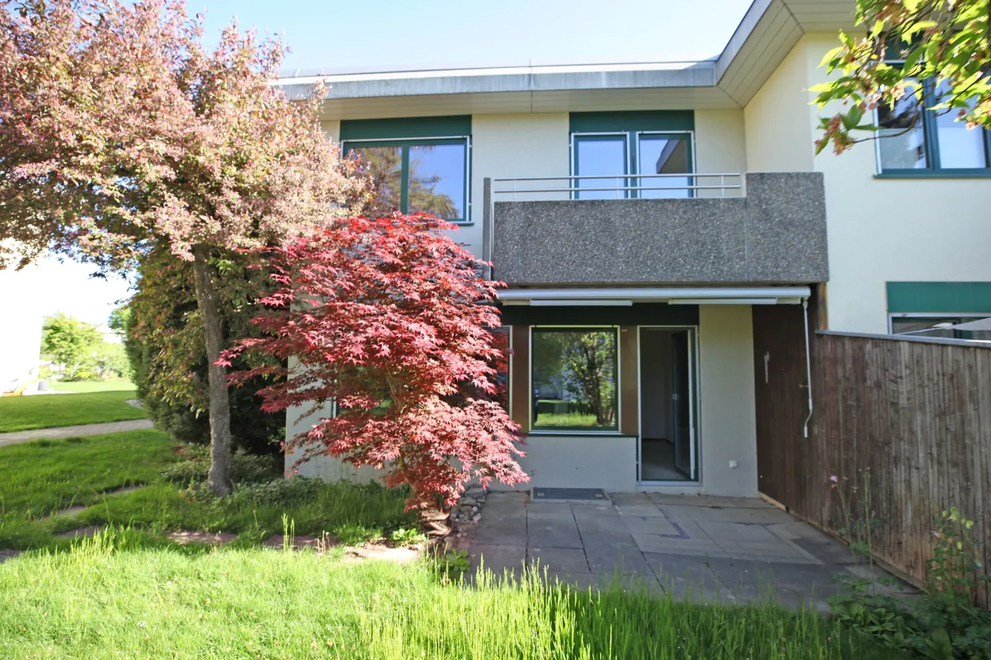 Maison d'angle de 4,5 pièces avec jardin - Photo 3 sur 15