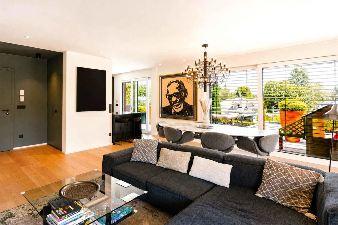 Luxury Attique with 100 m² Terrace - Photo 7 of 13