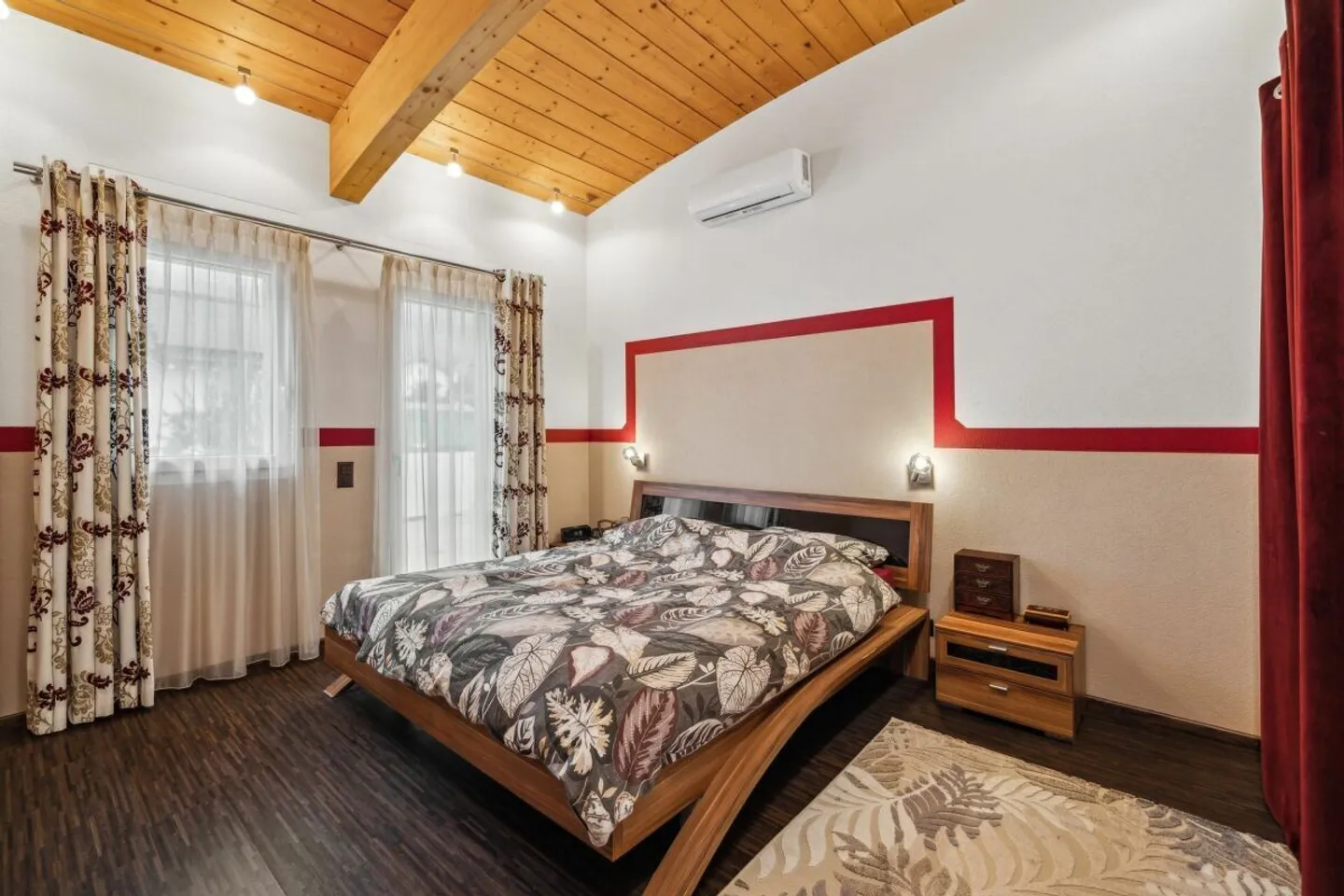 Magnifica villa indipendente con piscina, annesso e ampio terreno a Muraz-Collombey - Foto 20 di 22