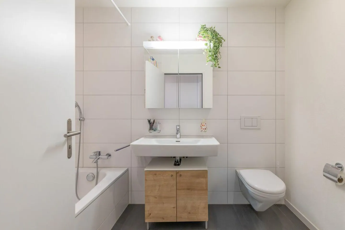 Appartement moderne de 4,5 pièces dans un quartier résidentiel familial - Photo 11 sur 13