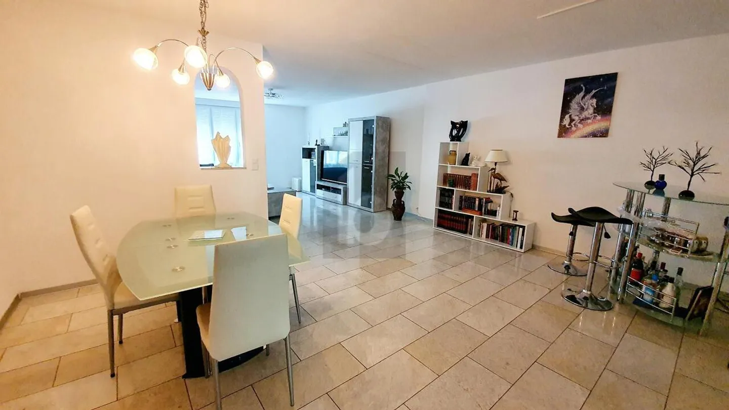 MIETRENDITE VON GEWERBLICHEN UND WOHNIMMOBILIEN - Foto 3 von 6