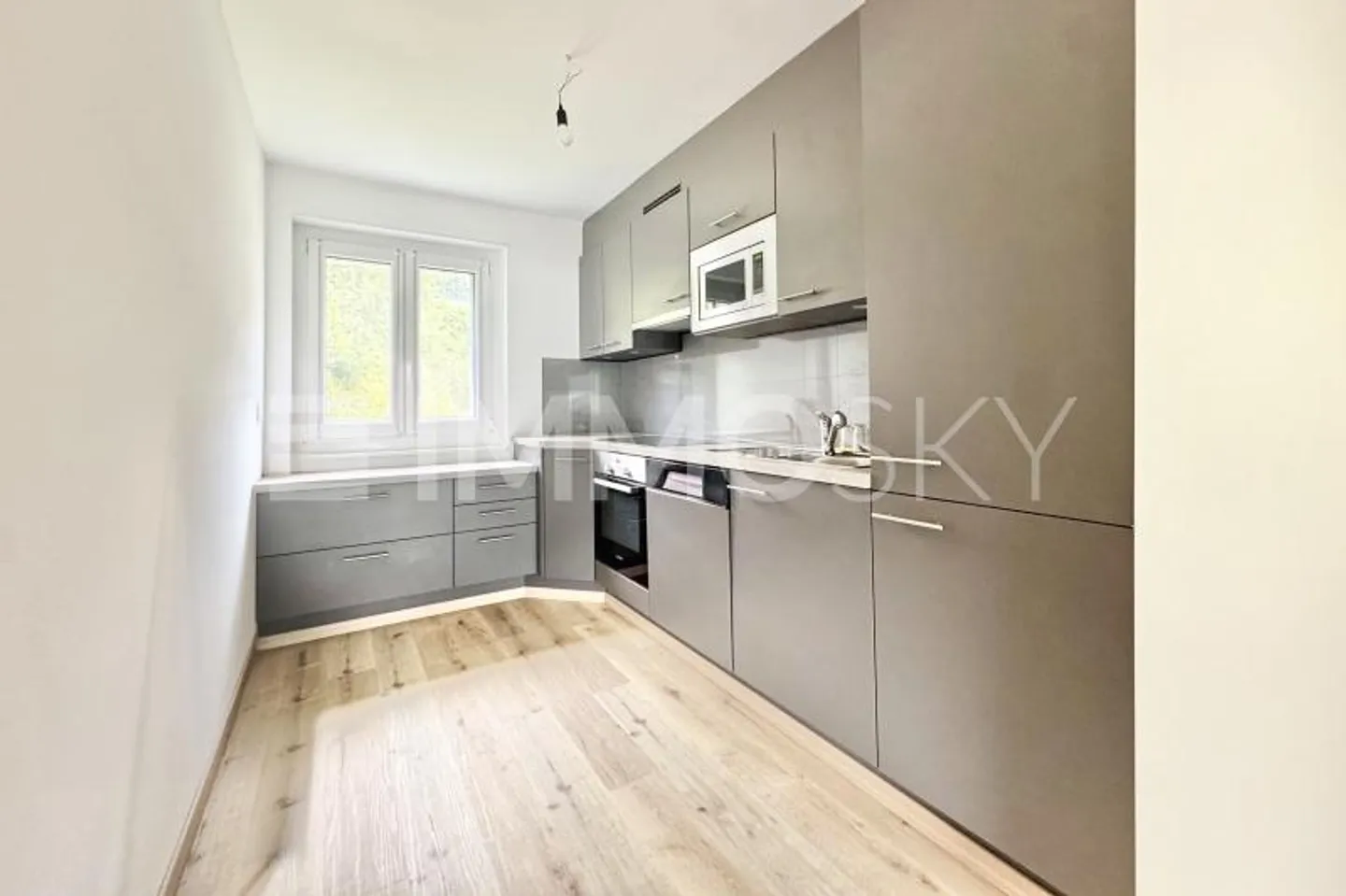 Seltene Gelegenheit: Haus mit zwei charmanten Wohnungen - Foto 6 von 9