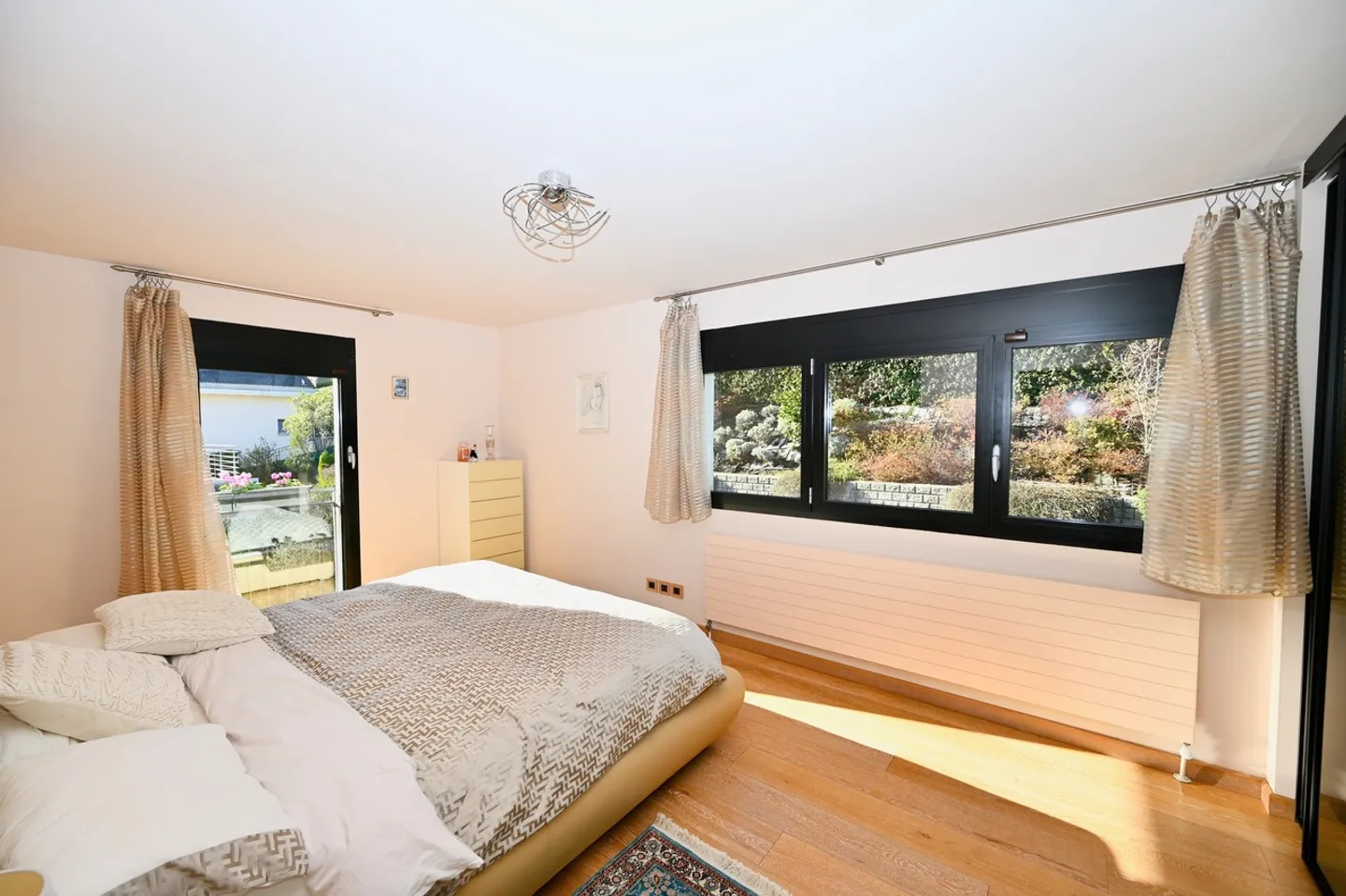 Modern Villa with Heated Pool in Agra - Collina d'Oro - Photo 10 of 20
