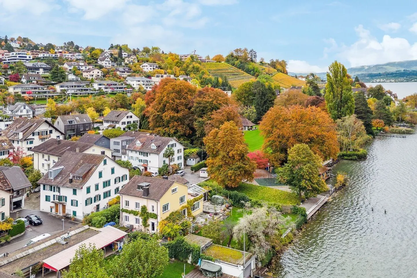 Attic Maisonette directly on Lake Zurich - A refuge for individualists - - Photo 9 of 9