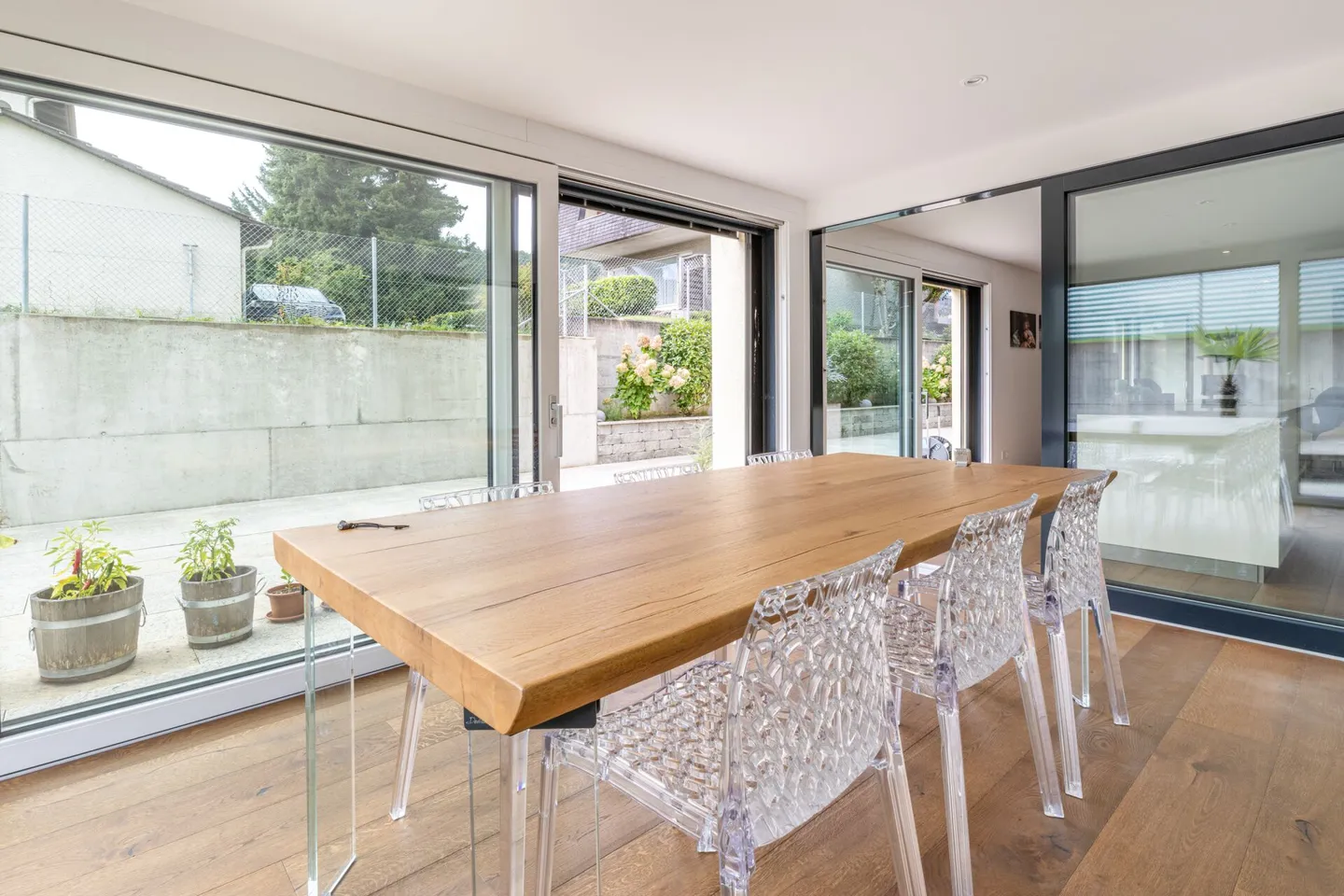 Condominio moderno di 4,5 stanze con grande area esterna e giardino d'inverno - Foto 5 di 14