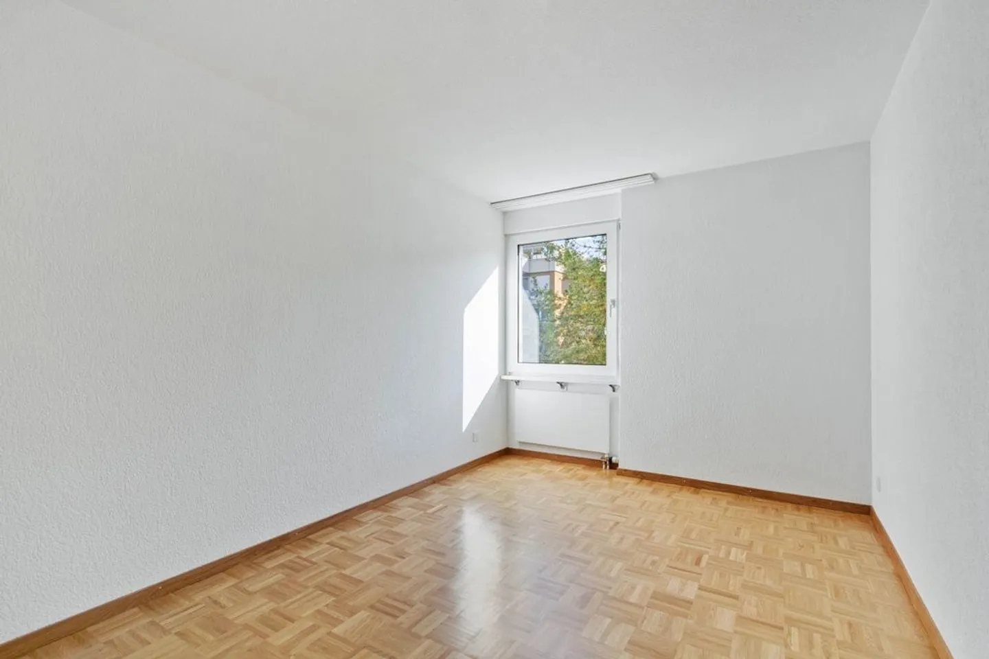 Family-Friendly Apartment - Photo 5 of 7