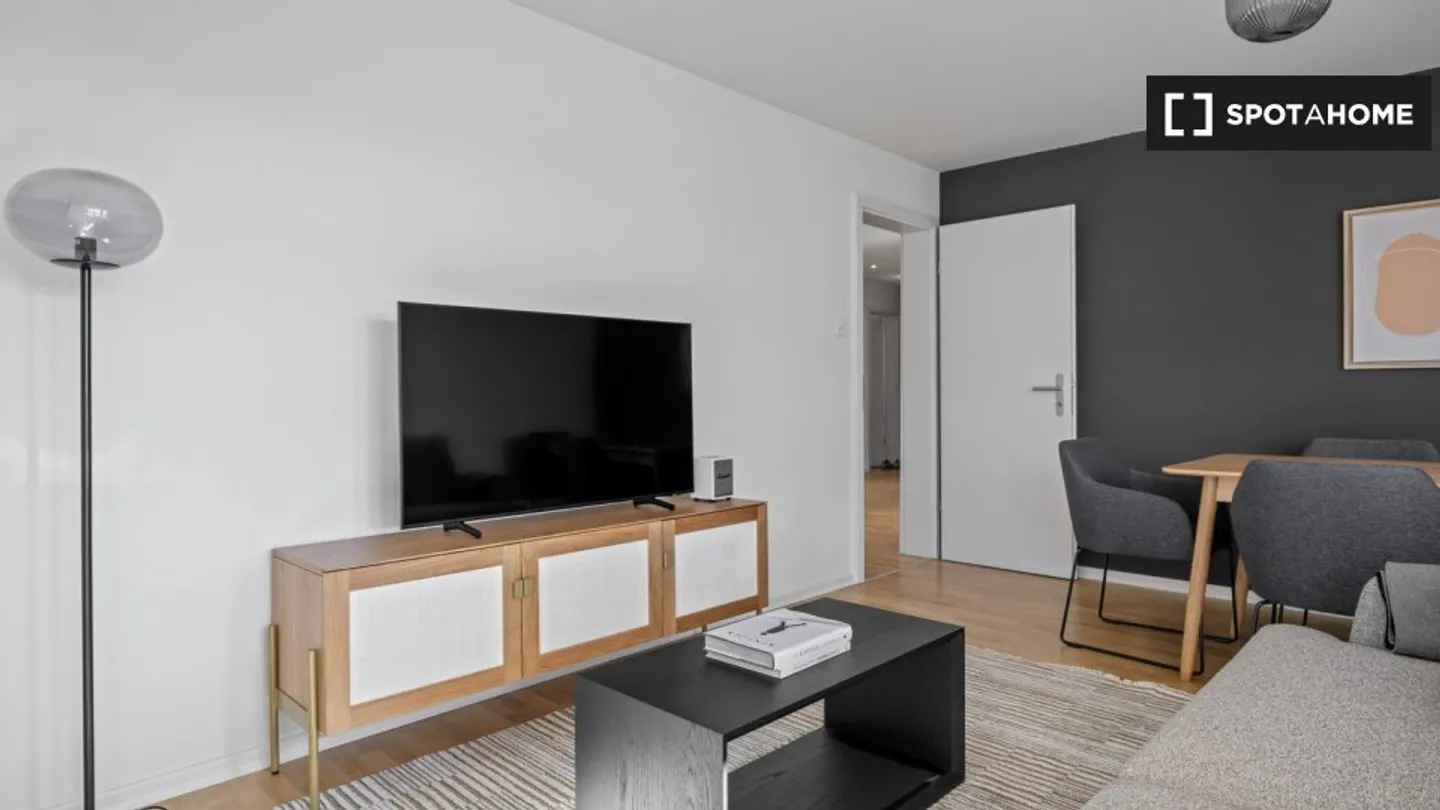 Scopri, visita e affitta la tua nuova casa online con piena fiducia. - Foto 1 di 18