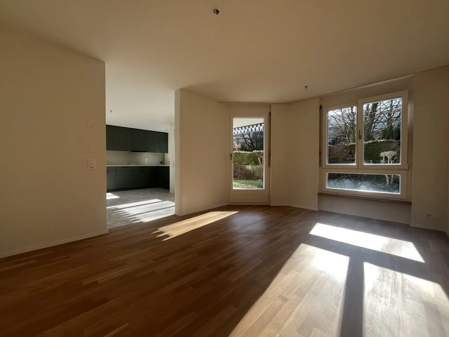 Première location - Appartement lumineux au rez-de-chaussée à louer - Photo 3 sur 9