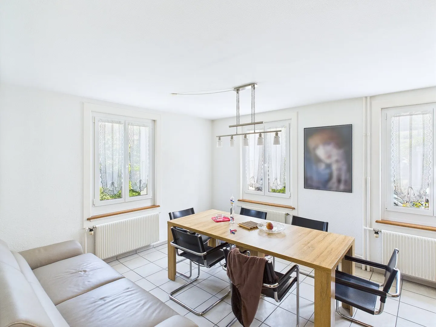 Charmantes Einfamilienhaus mit grosszügigem Garten - Foto 7 von 13