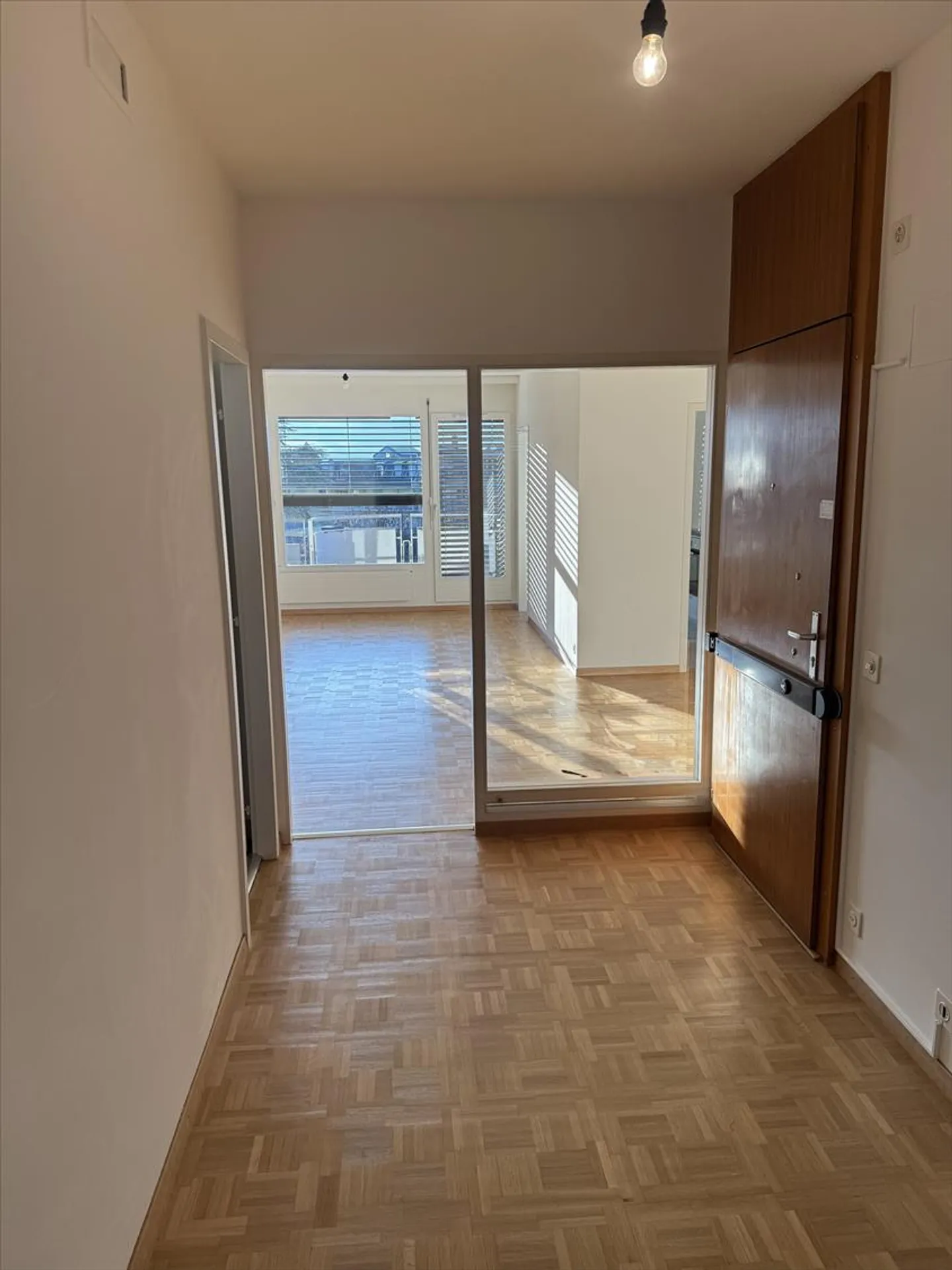 Magnifique 4 pièces avec balcon - Photo 3 sur 3