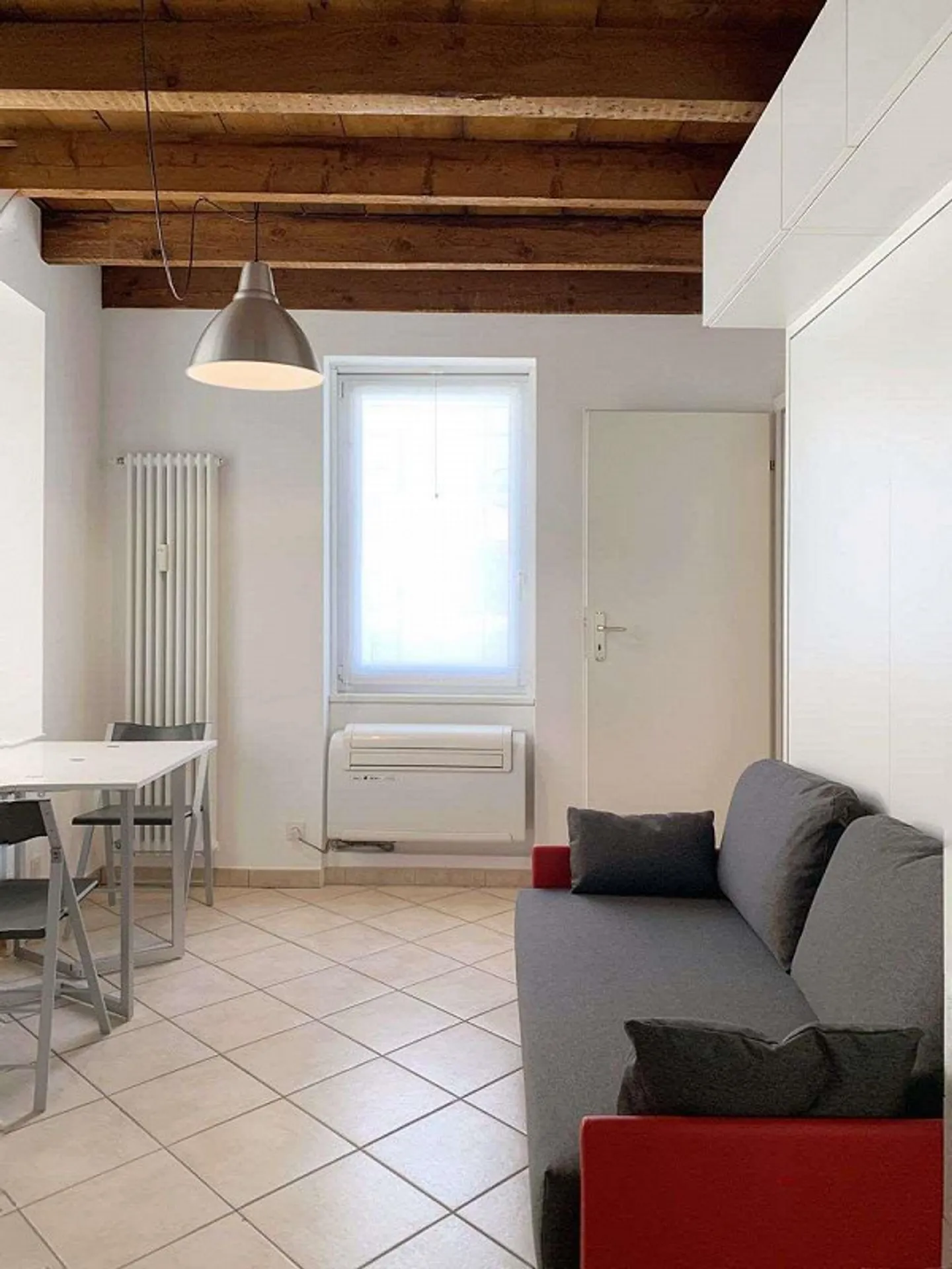 Modernes Möbliertes Studio Nur Wenige Schritte Vom See Entfernt - Alles Inklusive Formel - Foto 2 von 4