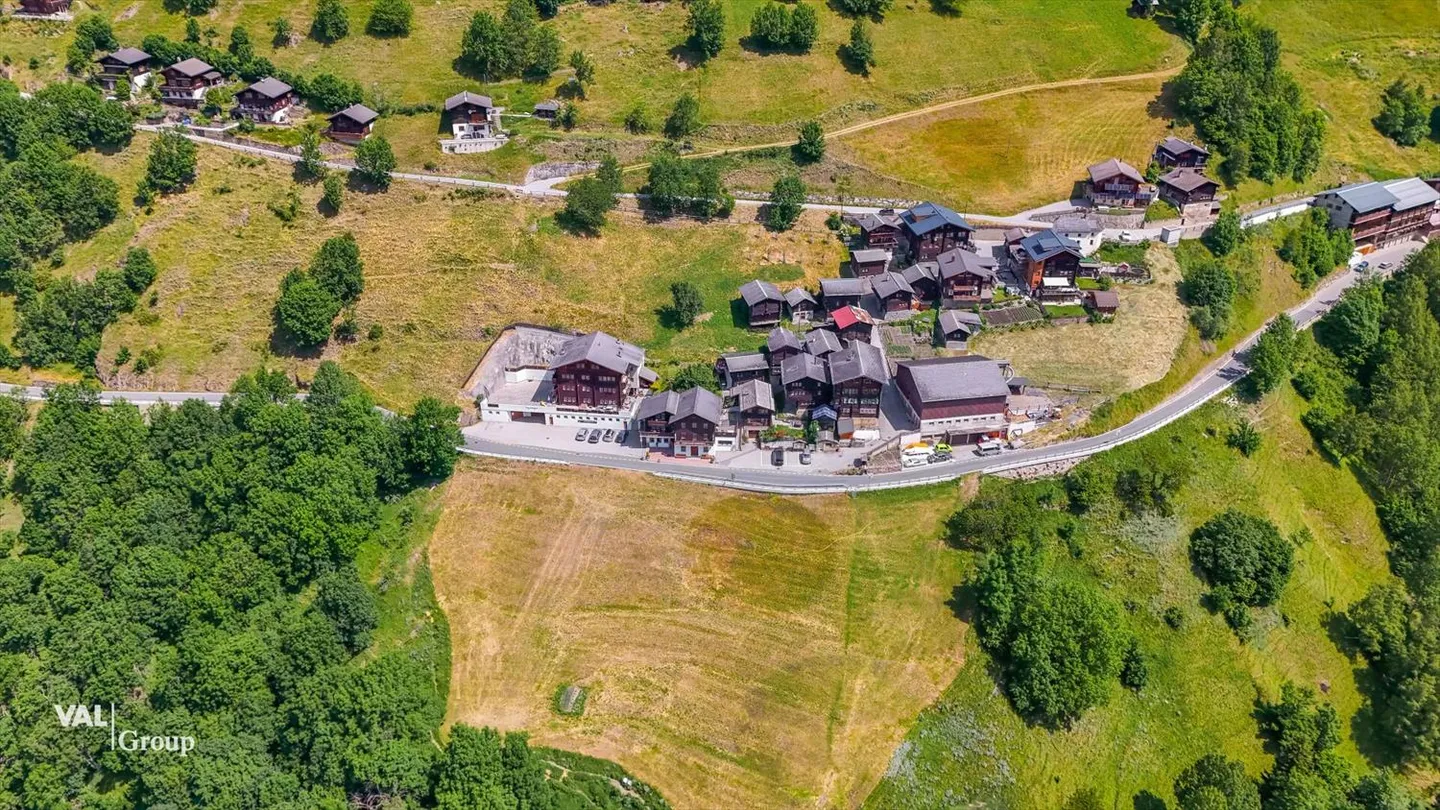 Hotel-Ristorante Jägerheim in posizione privilegiata con molteplici possibilità di utilizzo - Foto 11 di 12