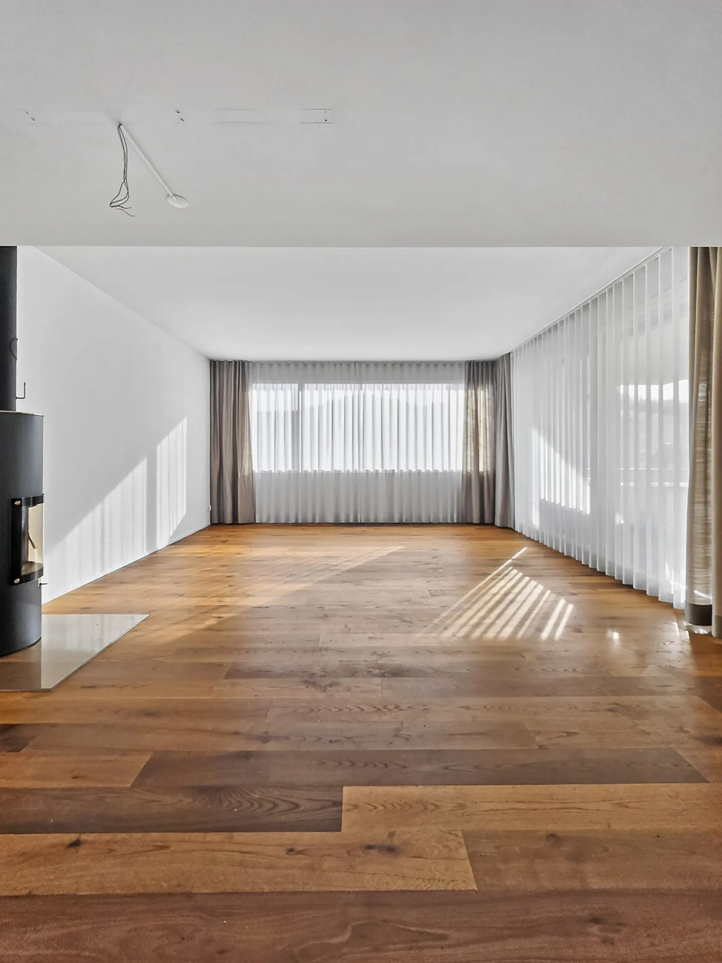 Paradiso familiare soleggiato con terrazza e giardino - Foto 5 di 23