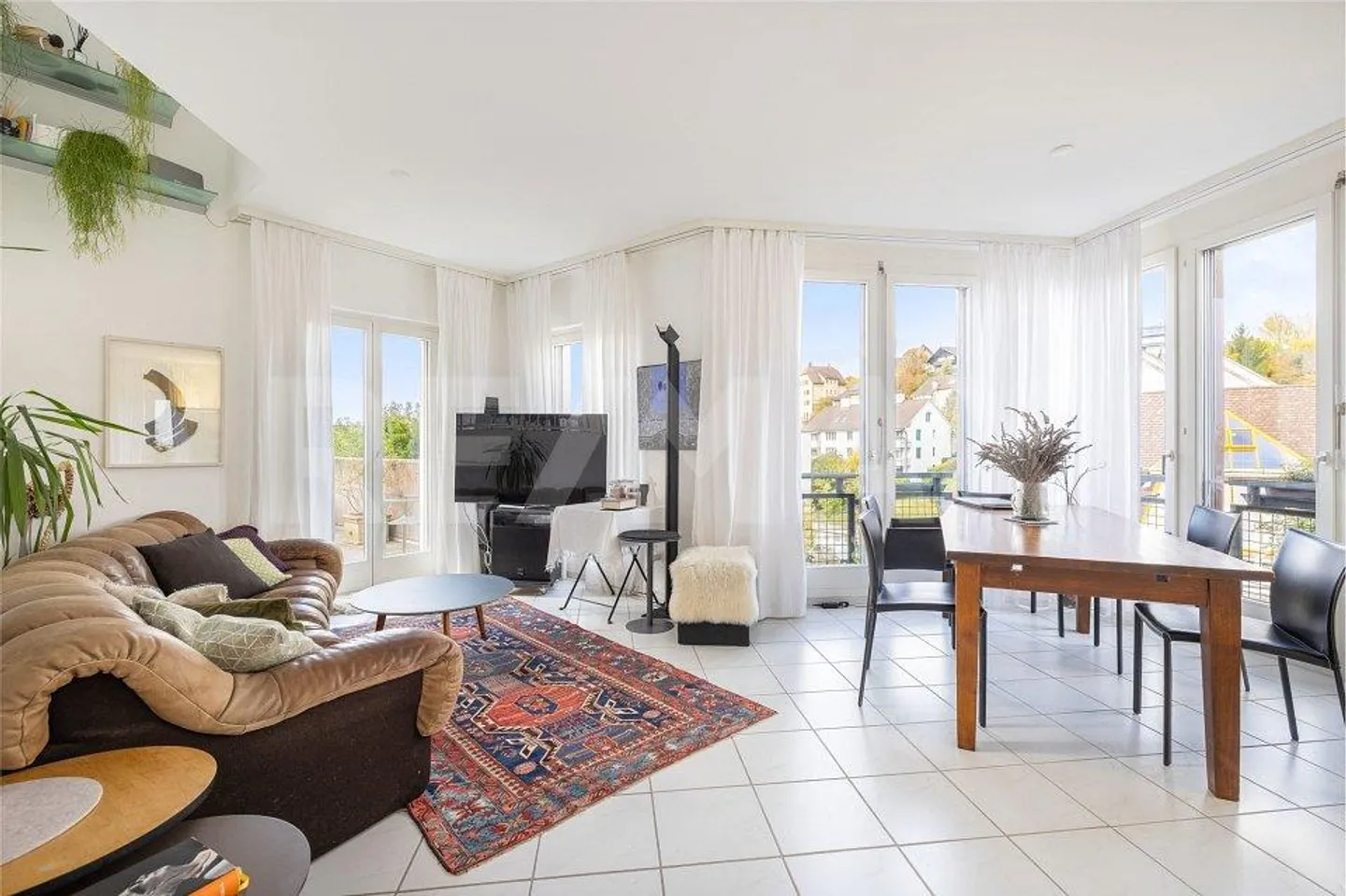 L'architecture rencontre l'atmosphère – une maison pour arriver et profiter - Photo 11 sur 13