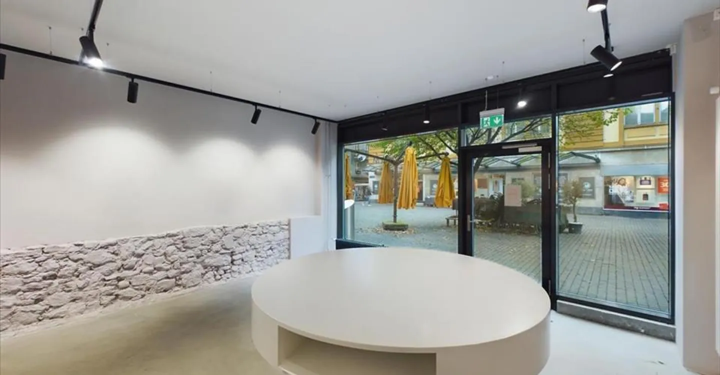 Mischgenutztes Gebäude mieten - Foto 5 von 10