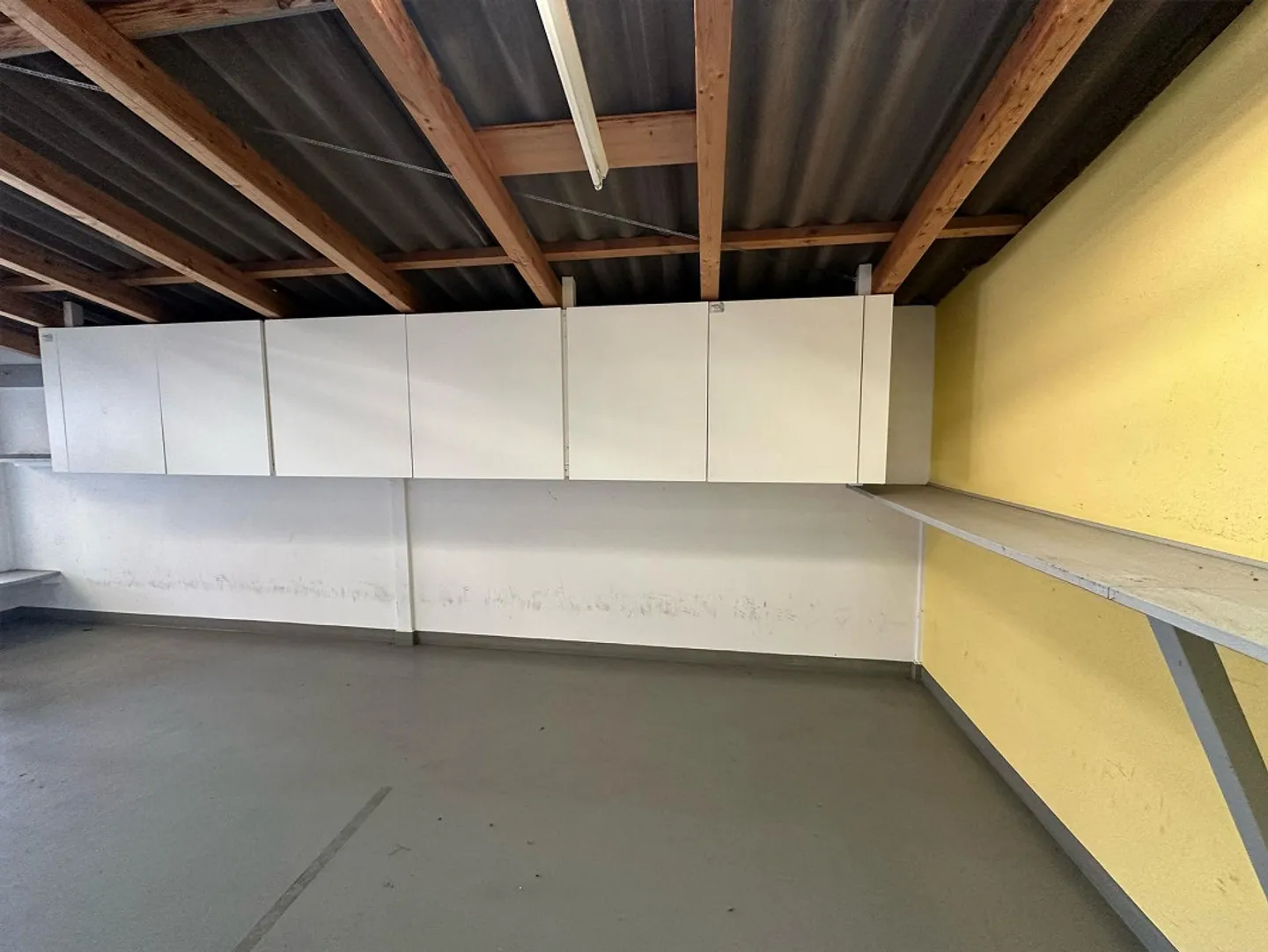Commercial / Showroom - Photo 8 of 12