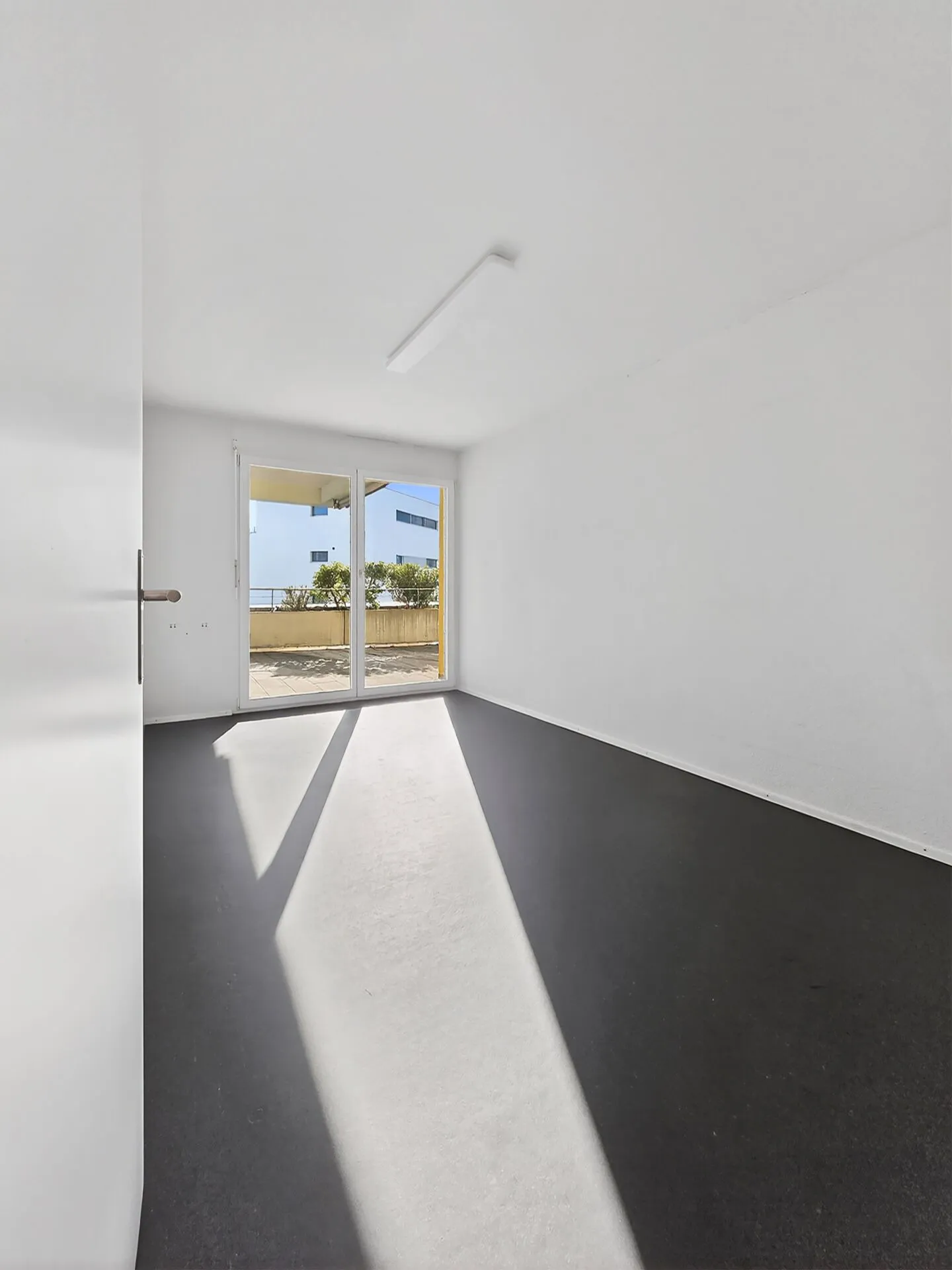 Paradiso familiare soleggiato con terrazza e giardino - Foto 11 di 23