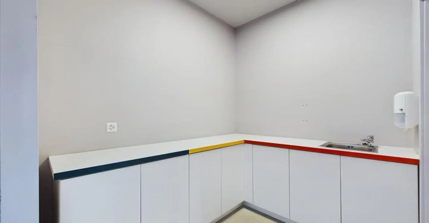 Mischgenutztes Gebäude mieten - Foto 8 von 10