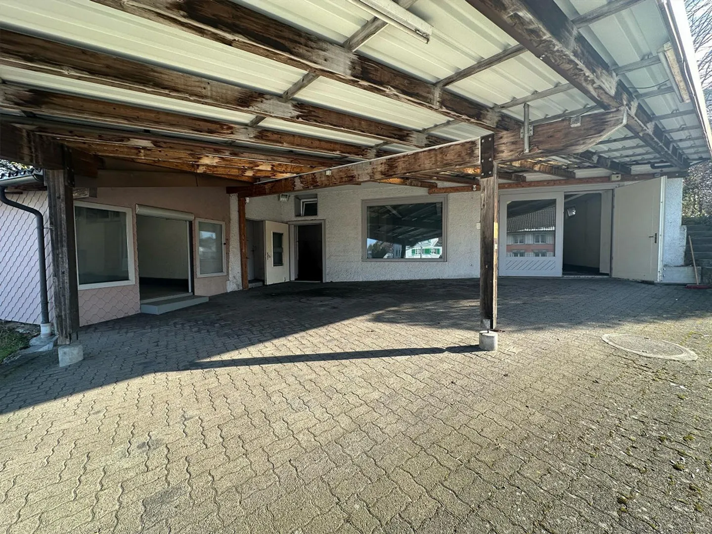 Commercial / Showroom - Photo 11 of 12