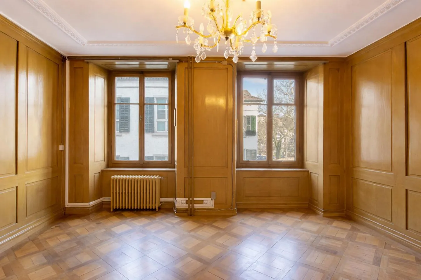 Maison historique de la vieille ville dans le quartier prisé 1 à Zurich - Photo 2 sur 7