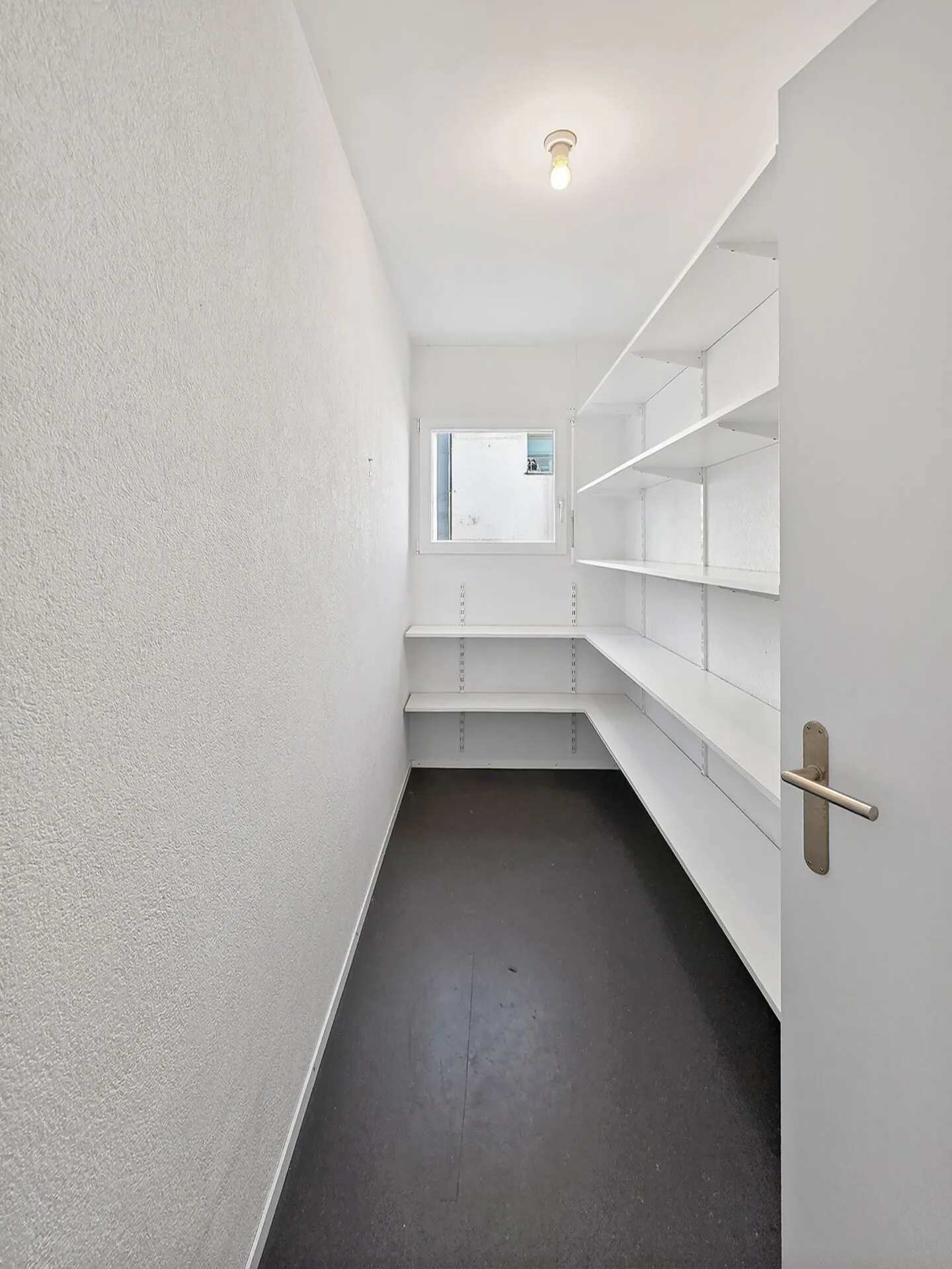 Paradiso familiare soleggiato con terrazza e giardino - Foto 16 di 23