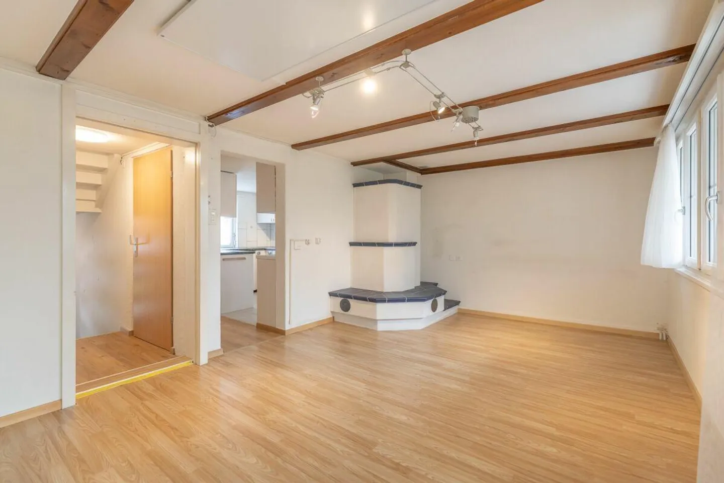3.5-Room Corner House with Garden - Photo 2 of 13