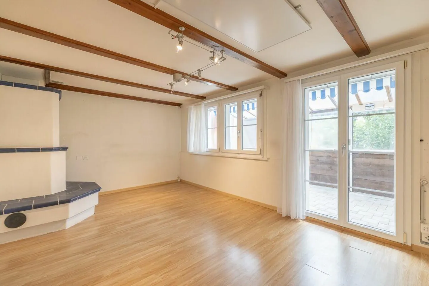 3.5-Room Corner House with Garden - Photo 3 of 13