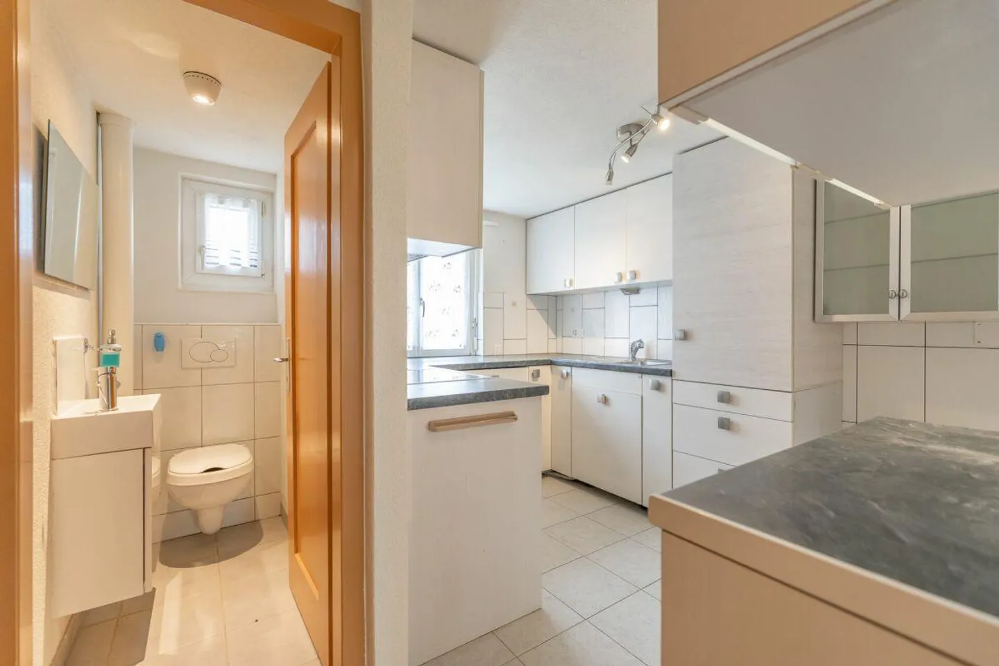 3.5-Room Corner House with Garden - Photo 4 of 13