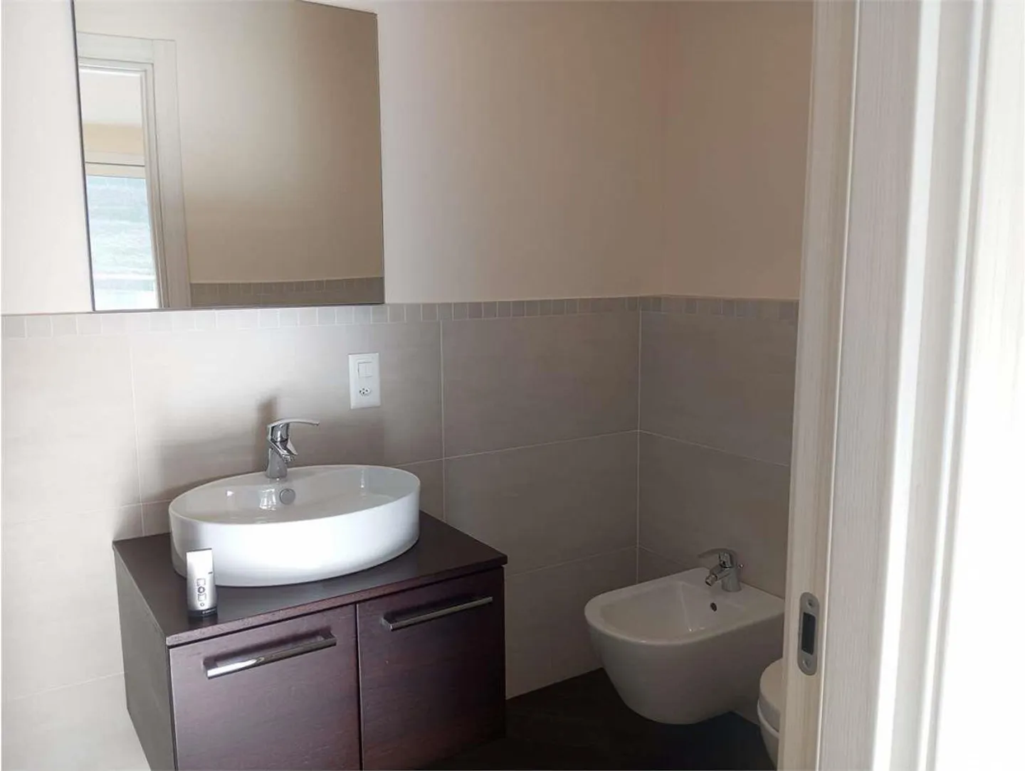 MINERGIE-VILLA MIT GARTEN IN ARZO - Foto 13 von 13