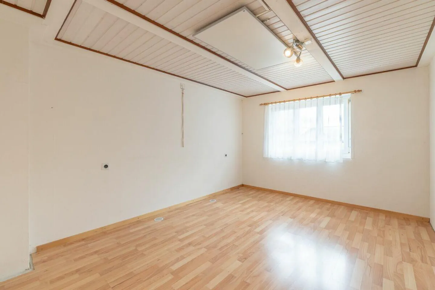 3.5-Room Corner House with Garden - Photo 6 of 13